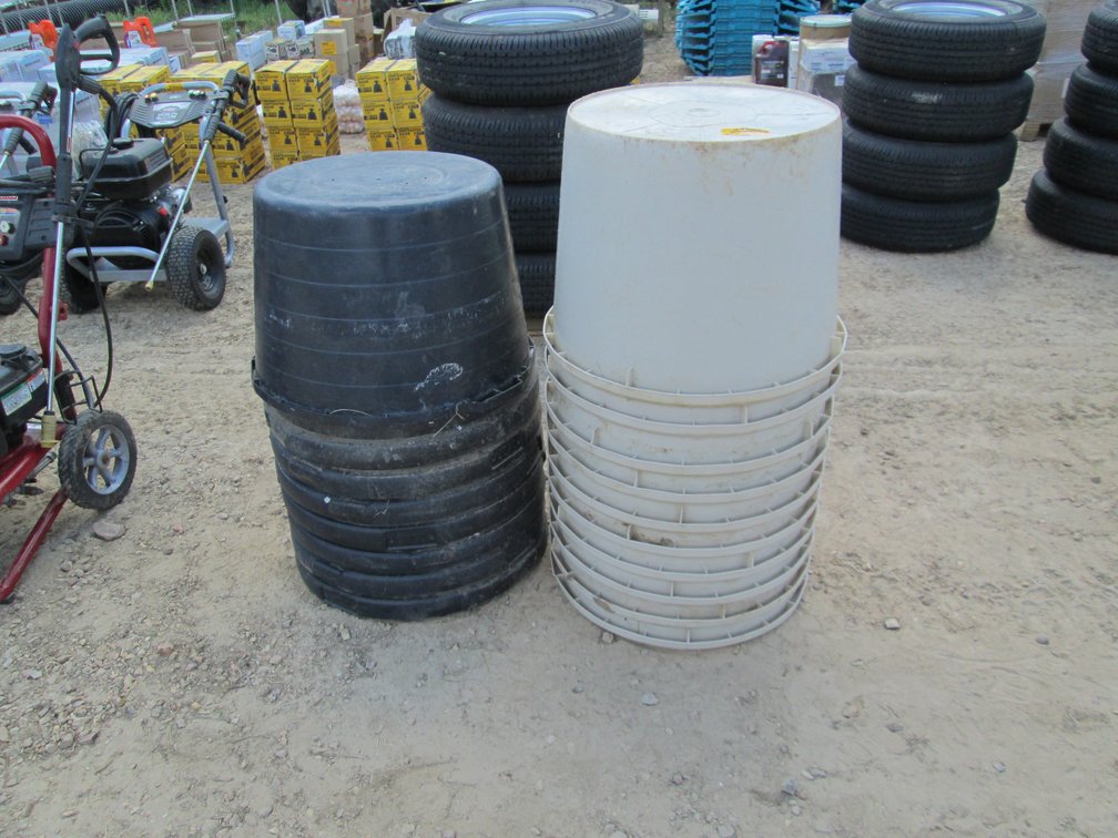 Lot of Mineral Tubs INV# 44652