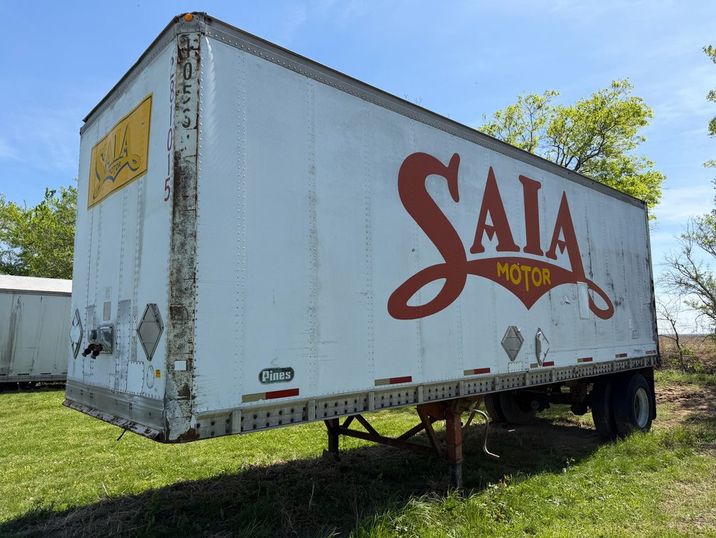 28' S/A Van Trailer