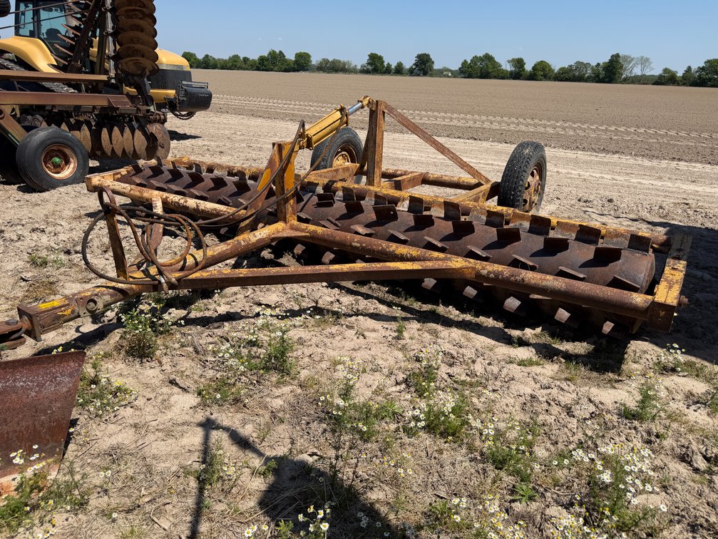18' Stuble Roller