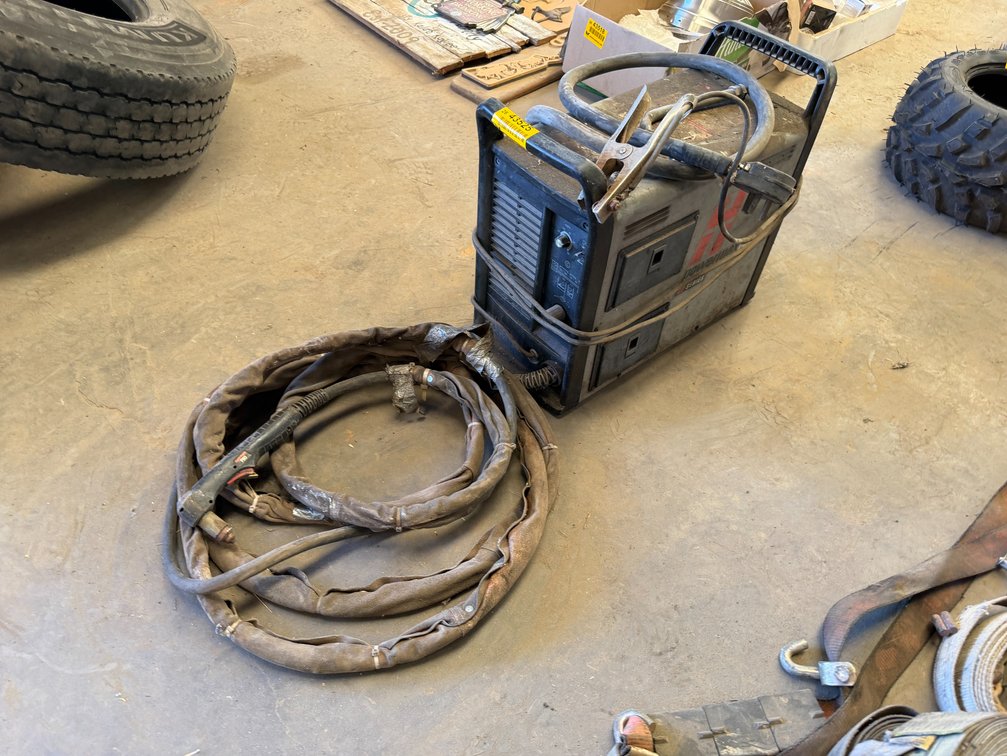 Hypertherm Powermax 1000 Plasma Cutting System - Located in Front Portion of Main Shop