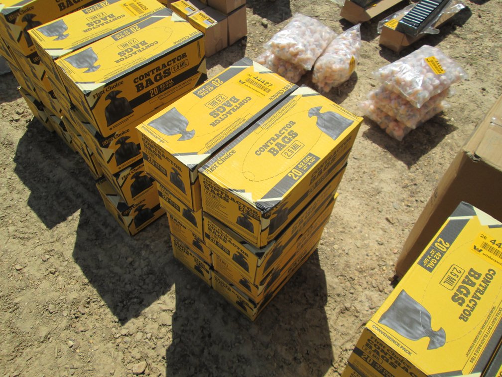 Lot of (8) Contractor Bags INV# 44427
