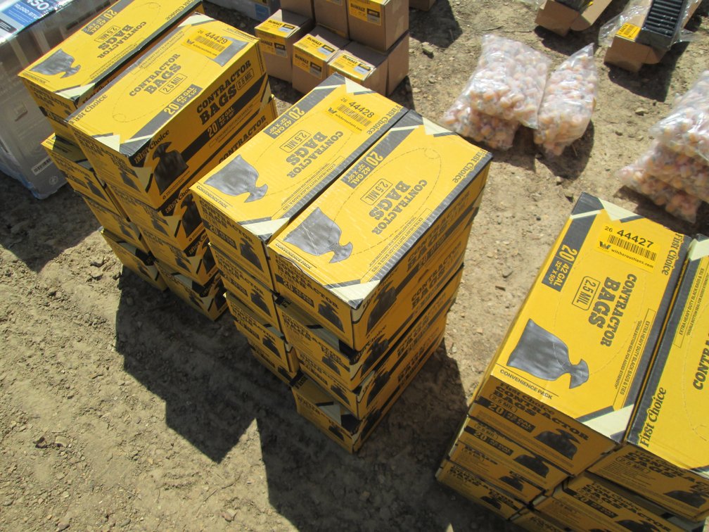 Lot of (8) Contractor Bags INV# 44428