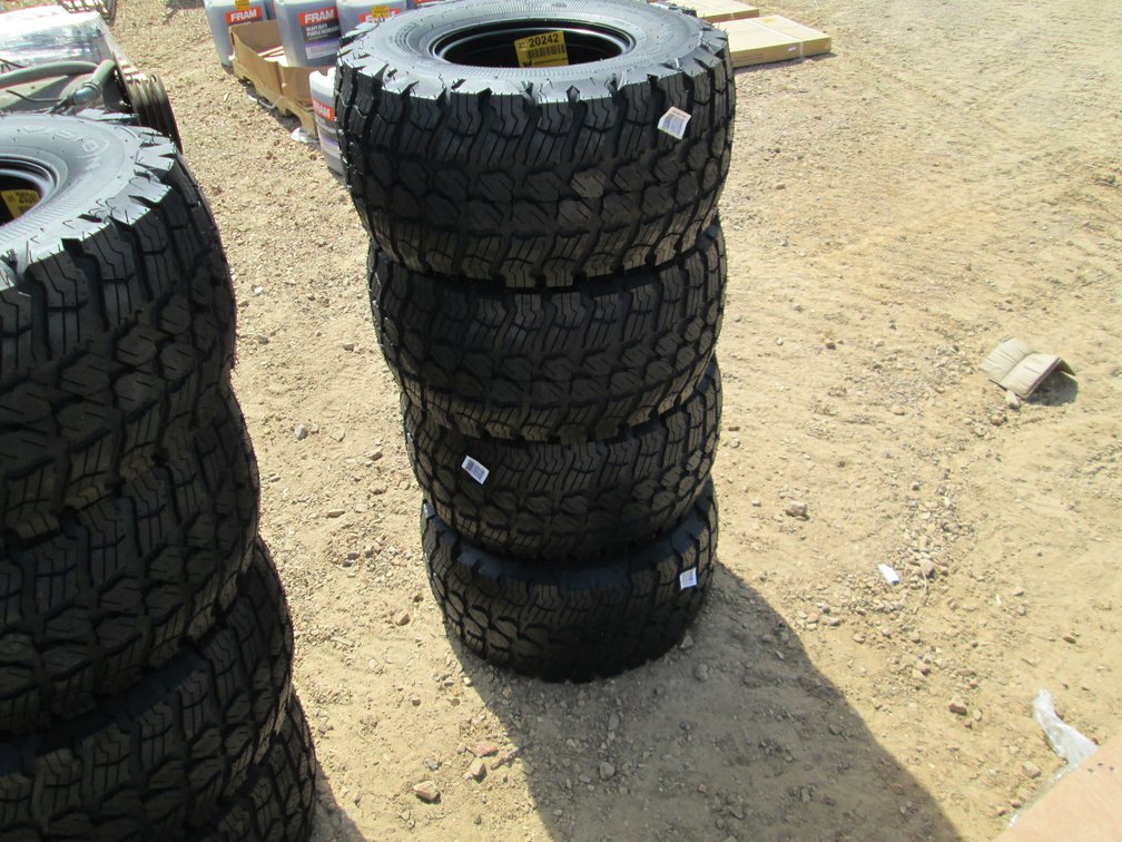 Lot of (4) 22x12.00 10 Tires INV# 20242