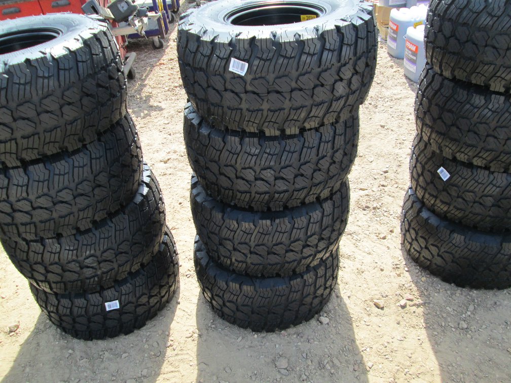 Lot of (4) 22x12.00 10 Tires INV# 20241