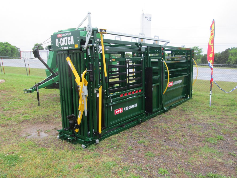 Unused Arrowquip  748 Portable Chute & 8' Alley  22060916  INV# 46547