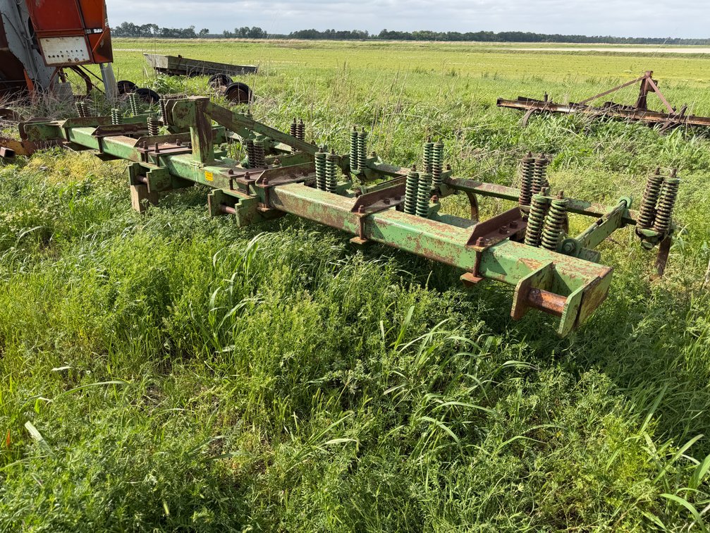 16' Chisel Plow