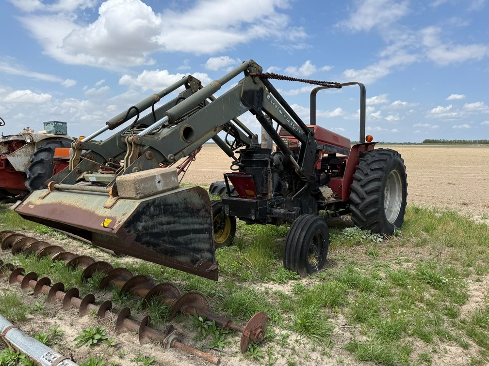 INOP Case IH 595 Tractor