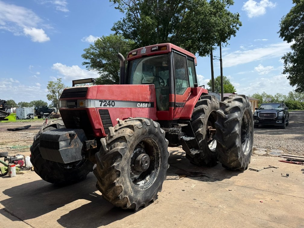 1996 Case IH 7240 MFWD Tractor