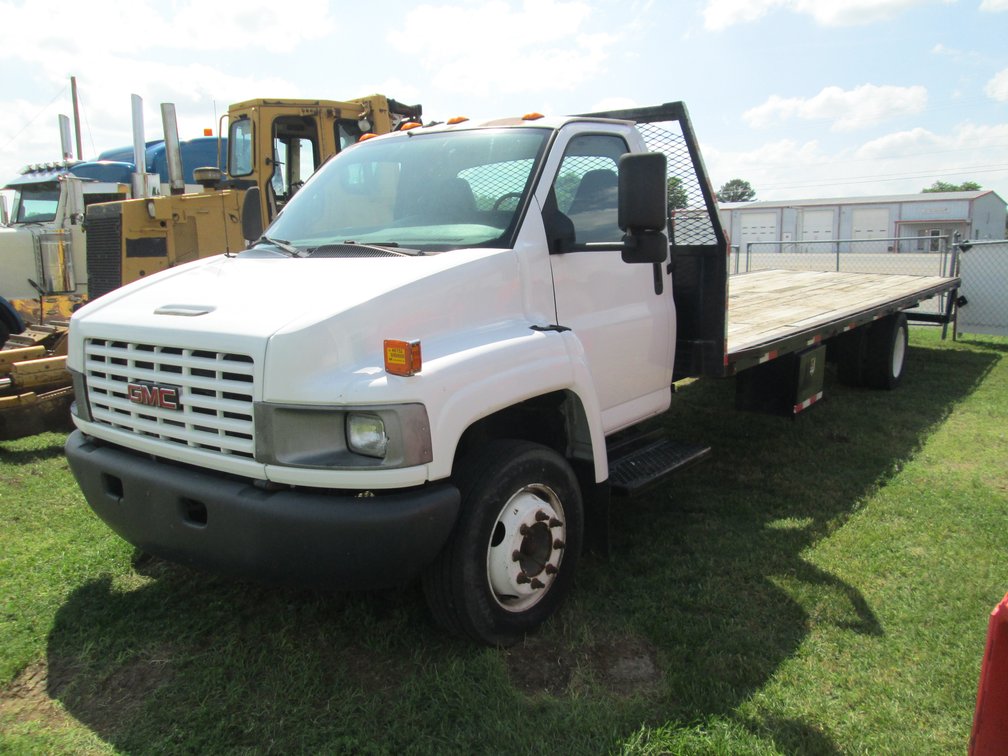 2005 Chevrolet  S/A Single Cab Flatbed Truck  1GDG5C1E75F902740  INV# 46152