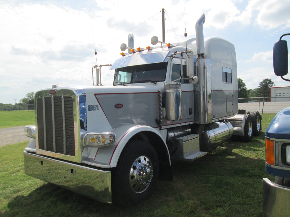 2008 Peterbilt  389  T/A Sleeper Truck Tractor 1XPXDB9XX8D757456  INV# 46156