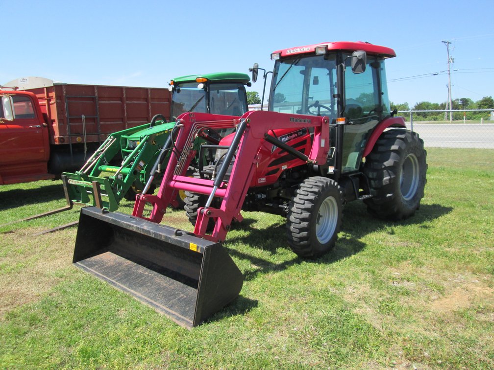 Mahindra 6110 MFWD Tractor 61GCE1200151  INV# 36721