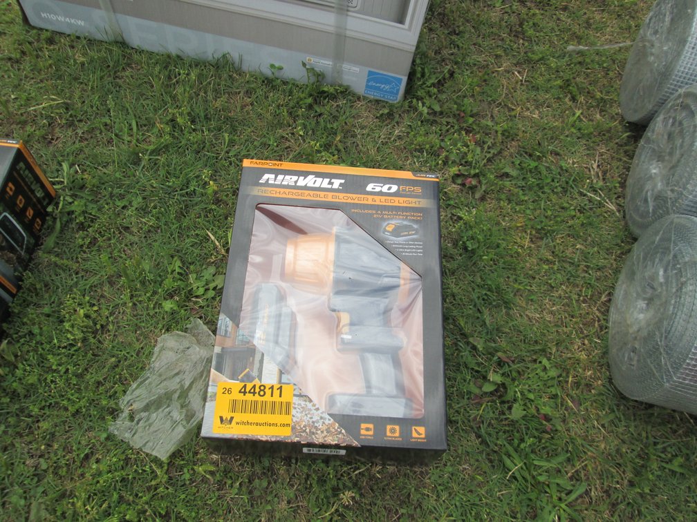 Unused Air Volt LED Light Rechargeable INV# 44811