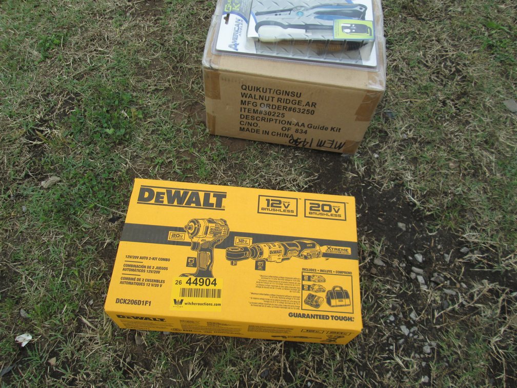 Unused Dewalt 2-Tool Kit Combo INV# 44904