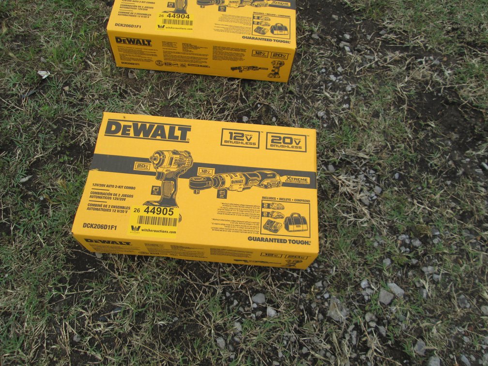 Unused Dewalt 2-Tool Kit Combo INV# 44905