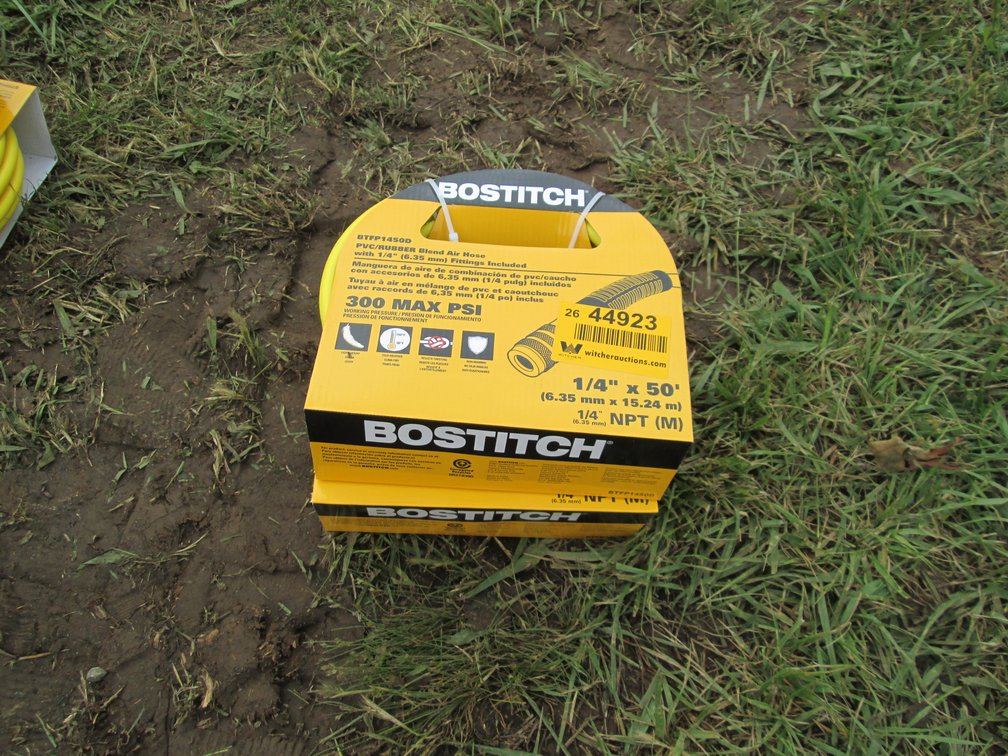 Lot of (2) Unused Bostitch  Air Hoses INV# 44923