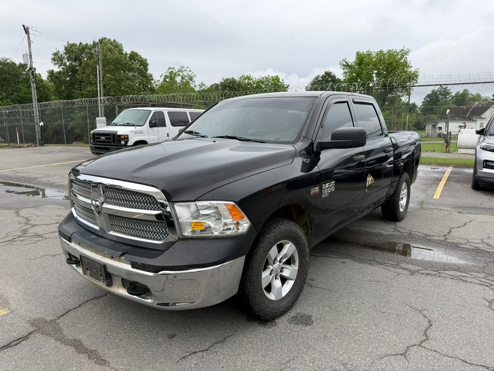 2019 Ram 1500 4x4 Pickup VIN: 1C6RR7XT4KS741191