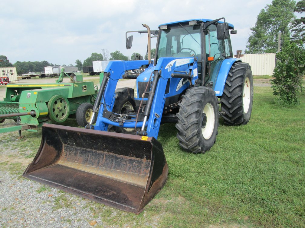 New Holland TL100A MFWD Tractor HJS102900  INV# 46671