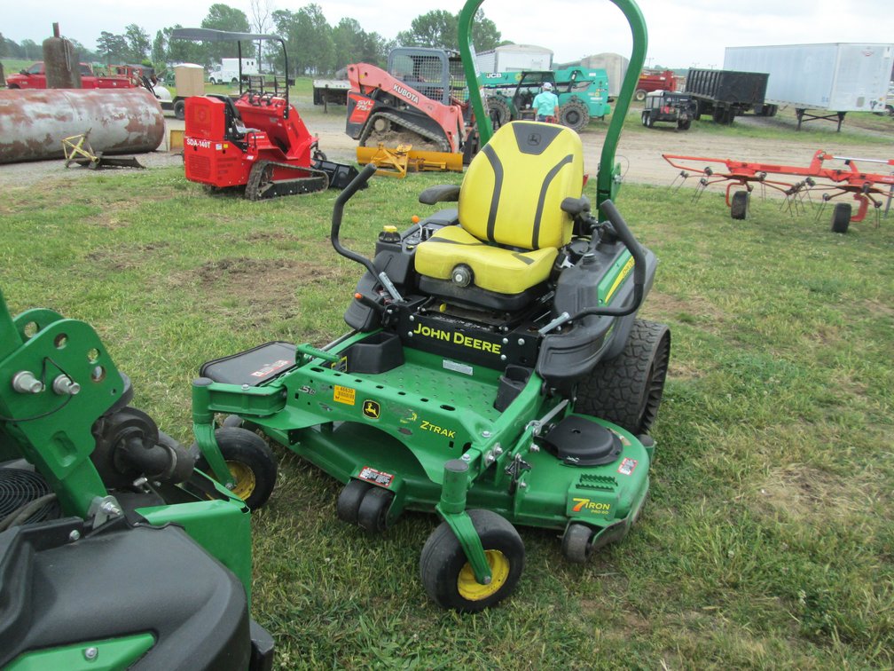 John Deere Z960M Zero Turn Mower 1TC960MCLMT100185  INV# 46630