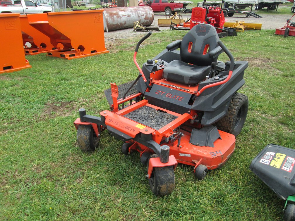 Bad Boy ZT Elite  Zero Turn Mower BZS54FR73012230015  INV# 46677