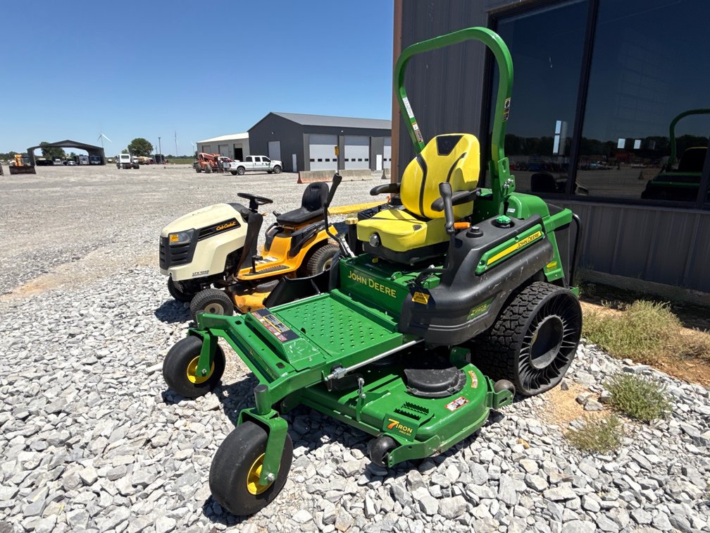 2022 John Deere Z997R Zero Turn Mower 1TCZ997RLNC081165 INV# 5400