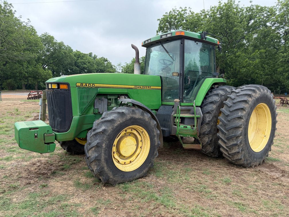 **1996 John Deere 8400 MFWD Tractor INV# 48753