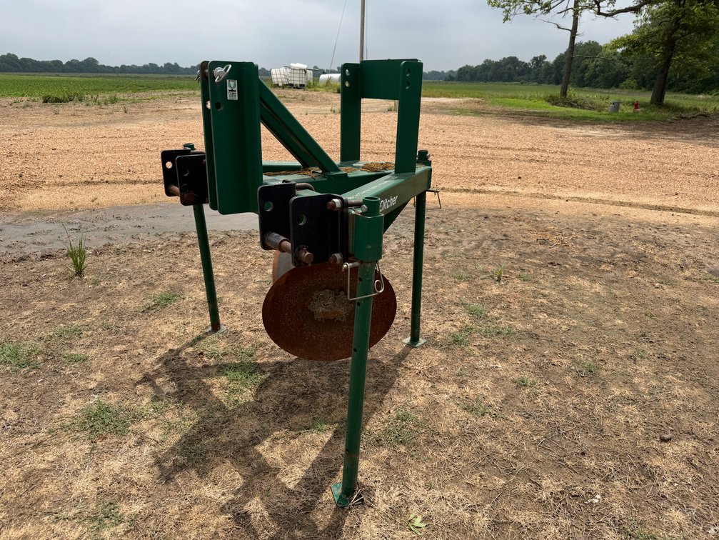 ** House Industries Ditcher INV# 48757
