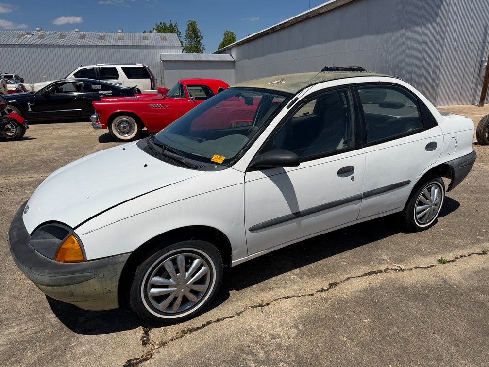 1996 Geo  Metro Sedan VIN: 2C1MR529XT6730930