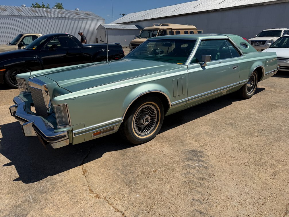 1978 Lincoln  Continental Coupe VIN: 8Y89A869630