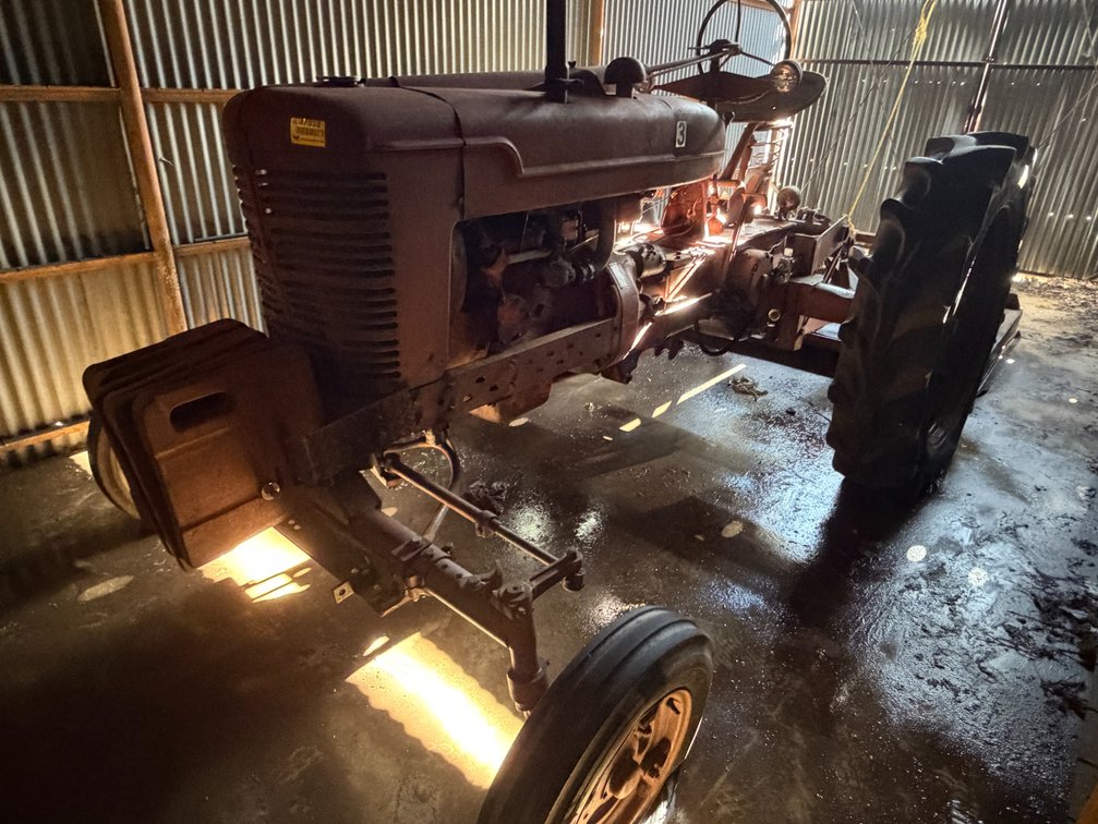 INOP IH Farmall Super M  Tractor w/ 7' Cutter
