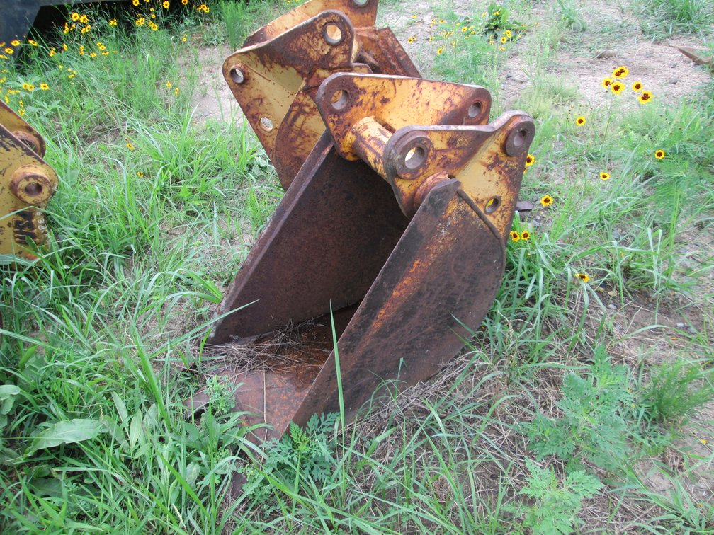 16" Excavator Bucket INV#50738