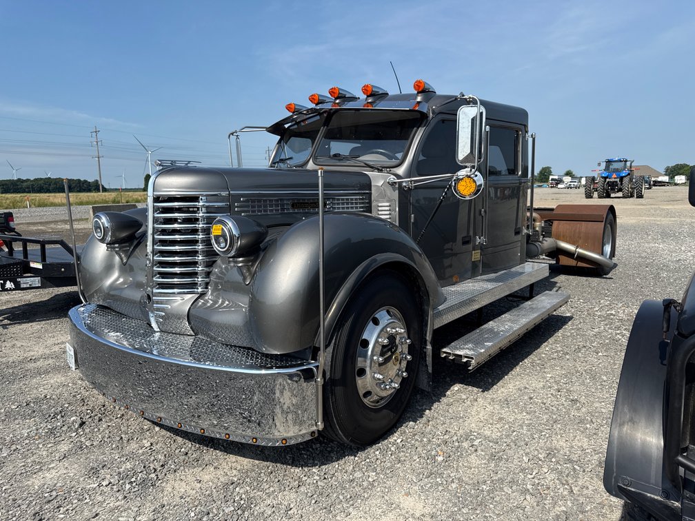 1939 Diamond T  S/A Truck Tractor 4061786 INV# 50079