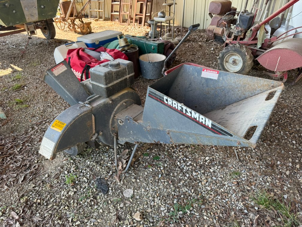 Craftsman 8hp Shredder INV#51086