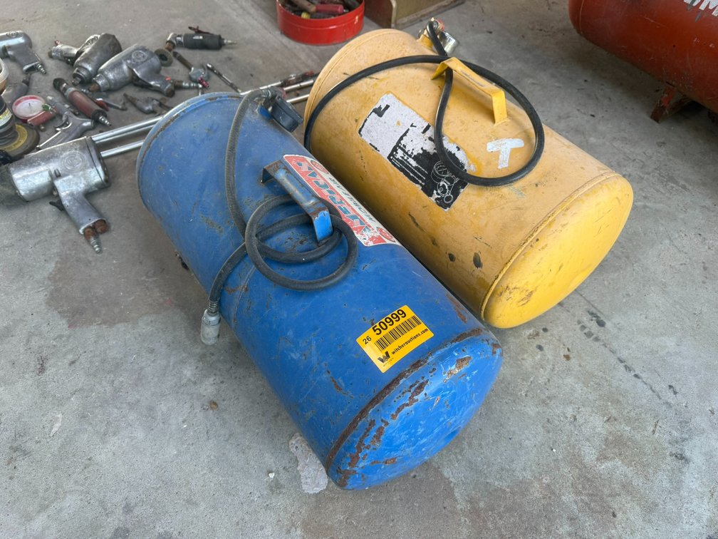 Lot of (2) Air Tanks INV#50999