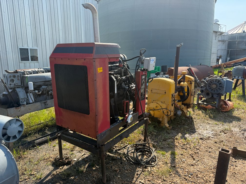 Case 4390T 4 cyl Power Unit DJA0004404 INV#51871