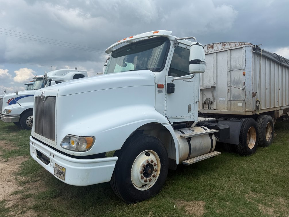 2006 International 9200C Single Cab T/A Truck Tractor 2HSCEAPR26C323662 INV#51883