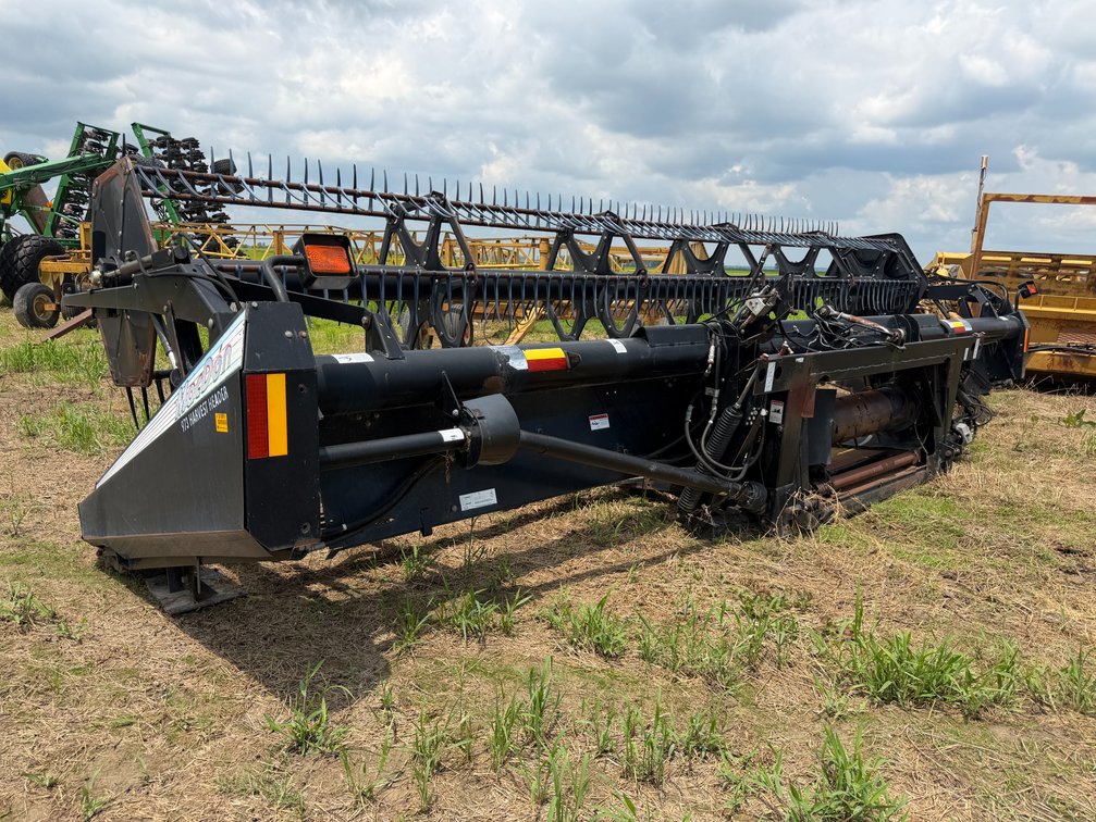 2006 MacDon 973 Harvest Header 25' Draper Header 173143 INV#51891