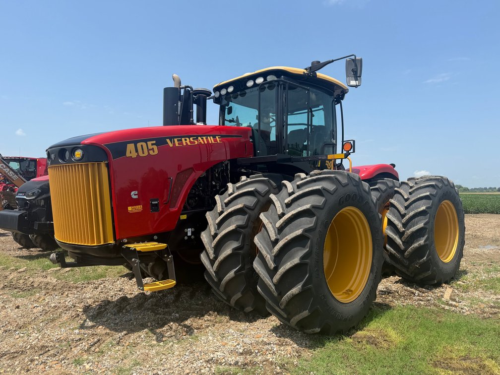 **2023 Versatile 405 4x4 Articulating Tractor 309005 INV#52046