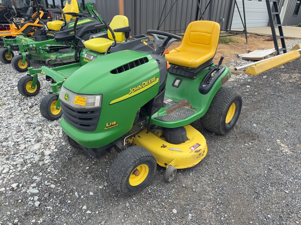John Deere L118 Riding Mower INV#52135