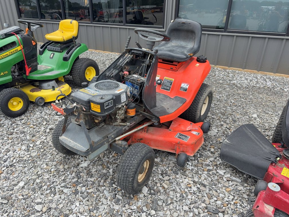 Kubota T1670 Riding Mower 12806 INV#52552
