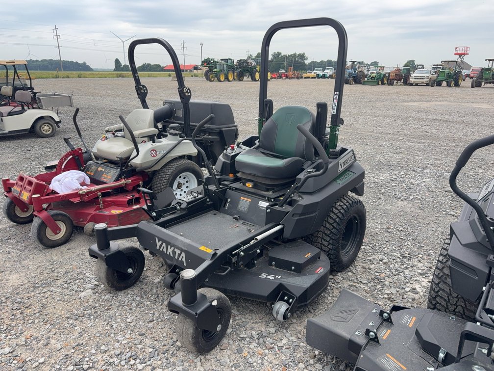Unused Yakta YXR 320 Zero Turn Mower 198469 INV#53003