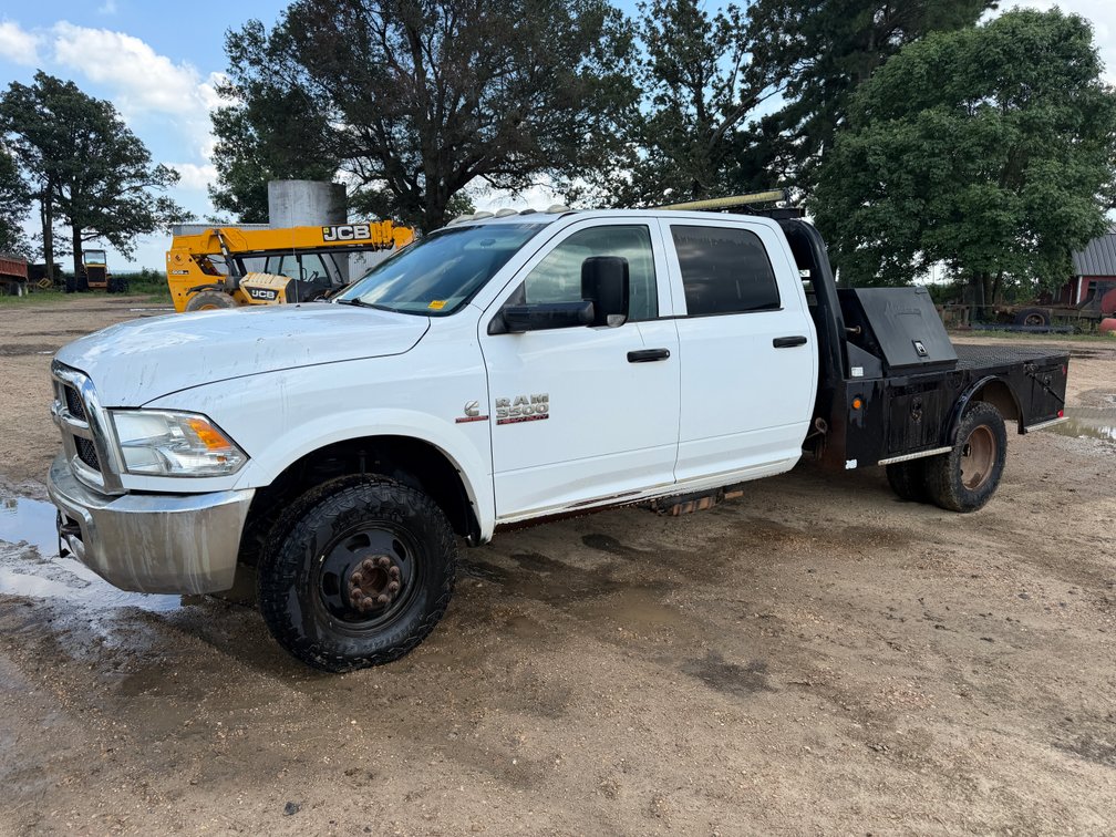 2014 Ram 3500 Flatbed Crew Cab Pickup 3C7WRTCL1EG318013 INV#51981