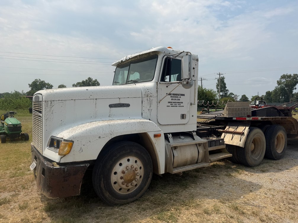 **1990 Freightliner FLD120 Single Cab T/A Truck Tractor 1FUYDCYB3LH378584 INV#53235