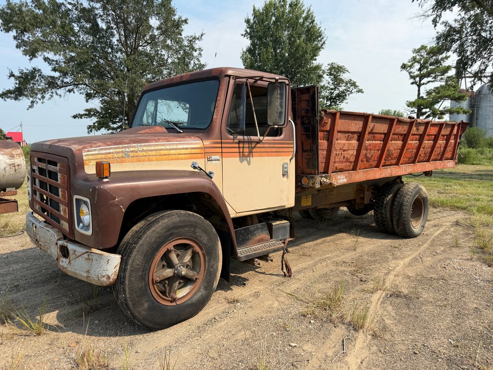 *INOP 1979 International 1754 Single Cab Dump Truck AA175KCA11334 INV#53258