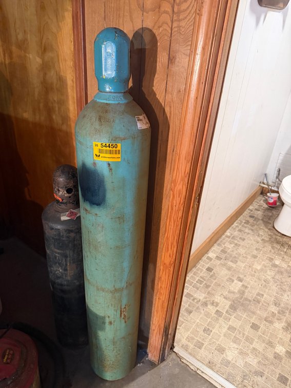 Lot of (1) Oxygen Cylinder & (1) Acetylene Cylnider INV#54450