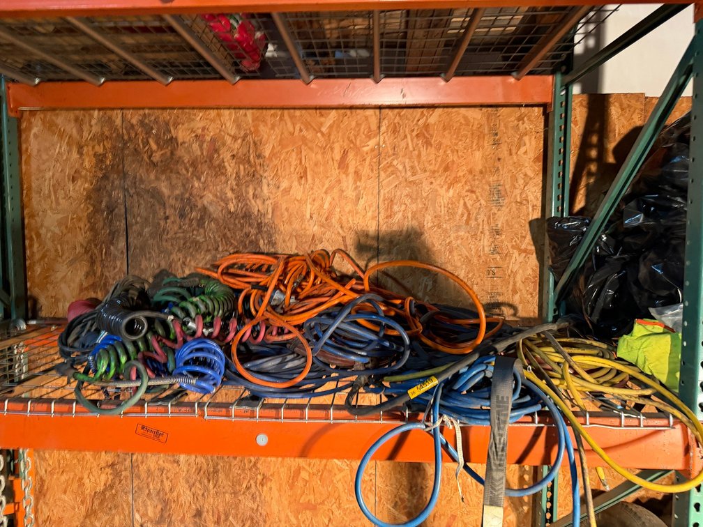 Lot of Pig Tails & Air Hoses INV#54519