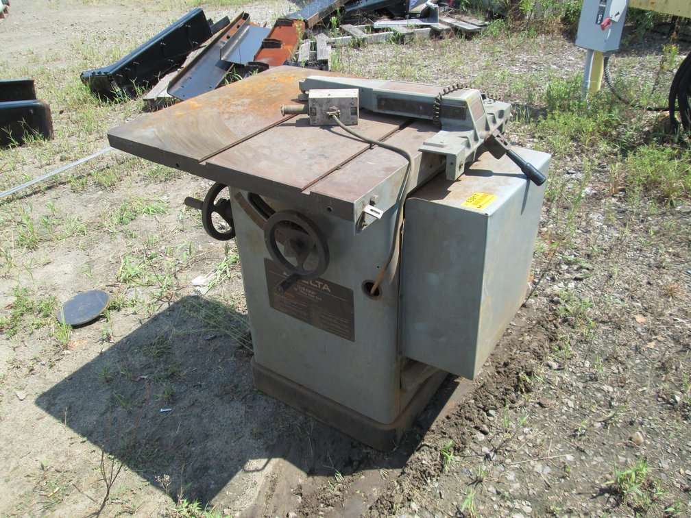 Delta Unisaw 10" Tablesaw INV#53917