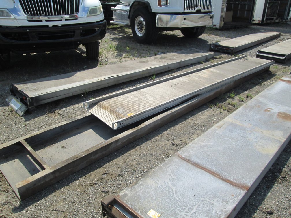 163" Box Truck Ramp INV#53952