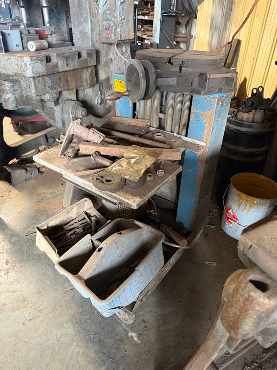 Bridgeport Rotary Table Z2442 INV#54281 Map Location: Shop 2