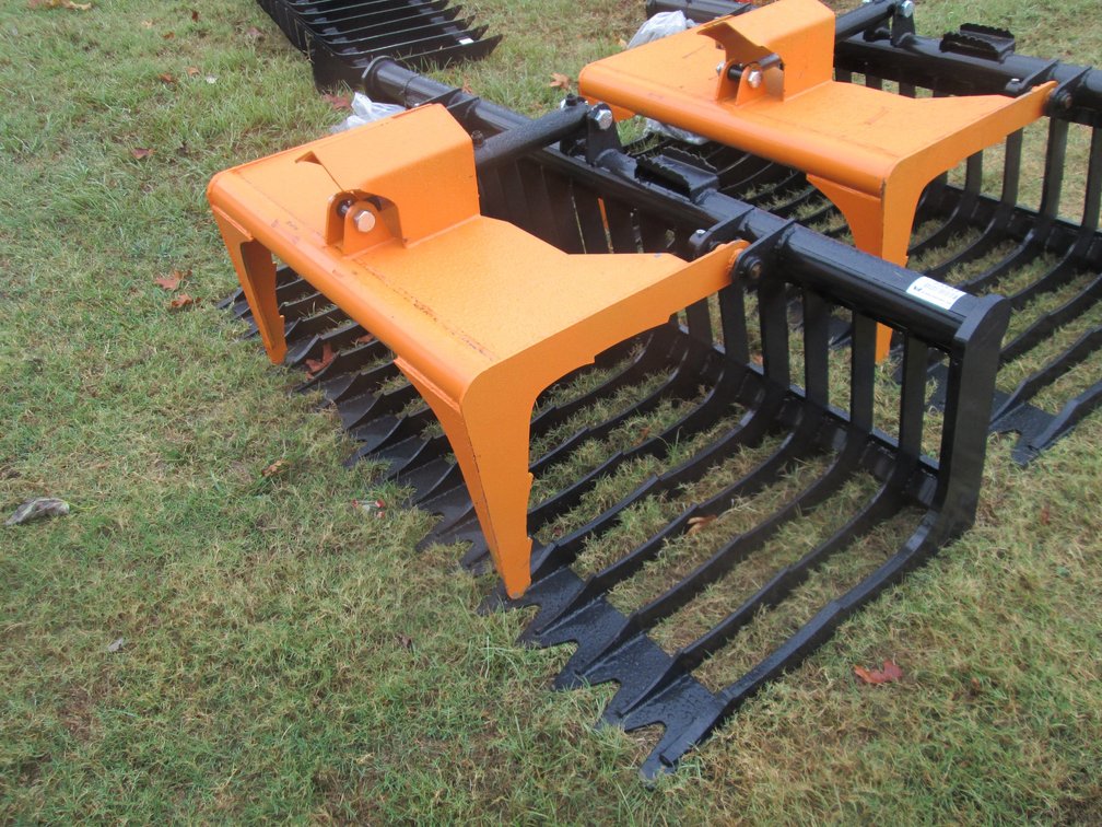 76" Skid Steer Skelton Bucket w/Grapple INV#55491