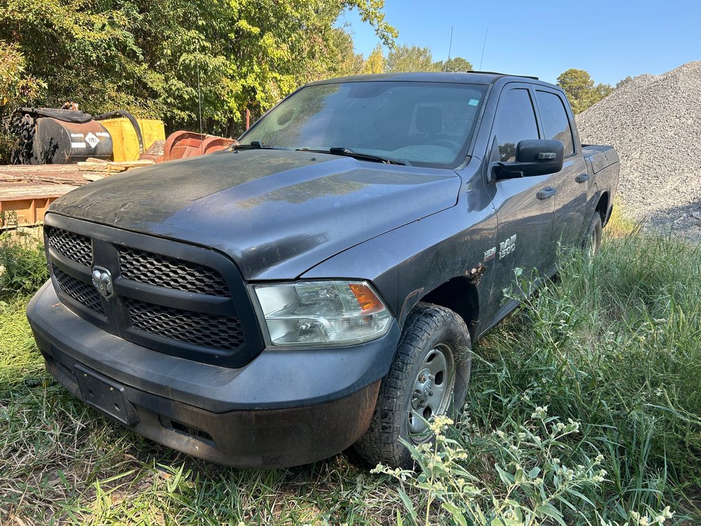 2015 Ram 1500 4x4 Pickup 1C6RR7XT2FS694992 INV#2654975